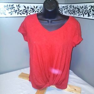 Maurices red v-neck tshirt
